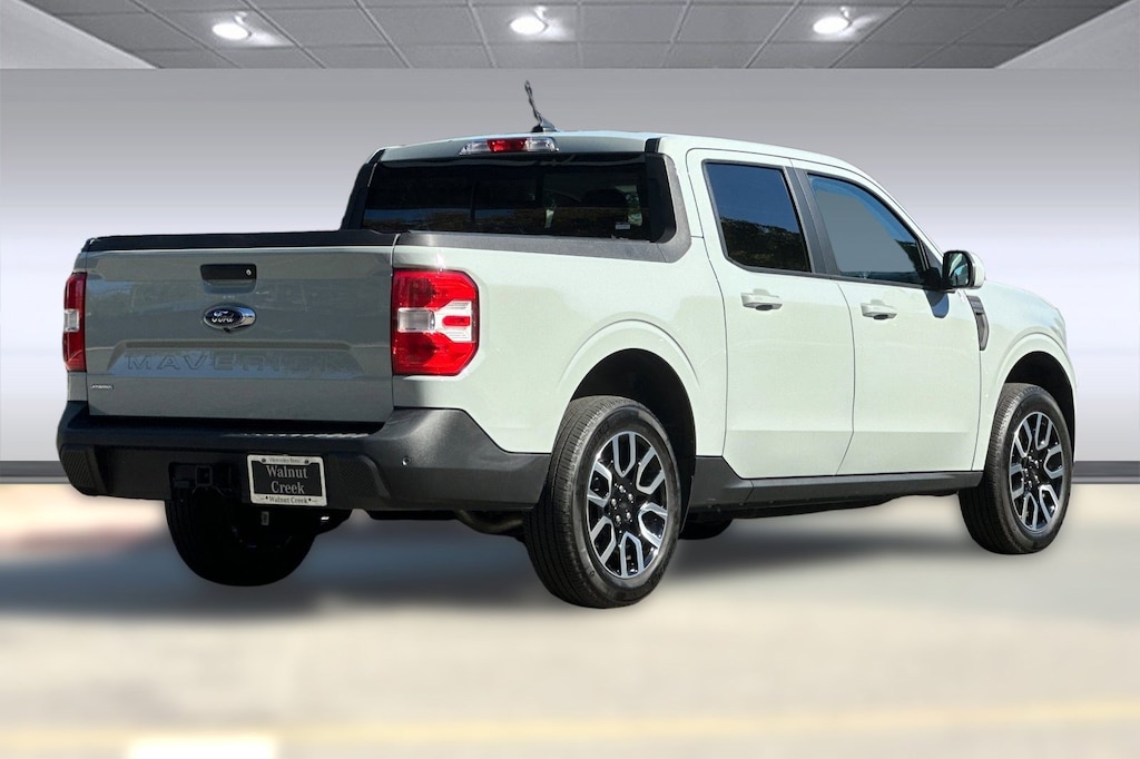 Used 2023 Ford Maverick LARIAT FWD SuperCrew Truck SuperCrew