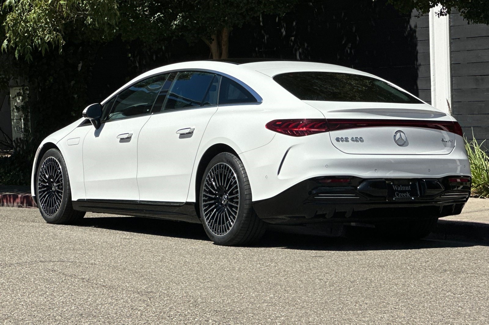 EQS 450 4MATIC Sedan Sedan