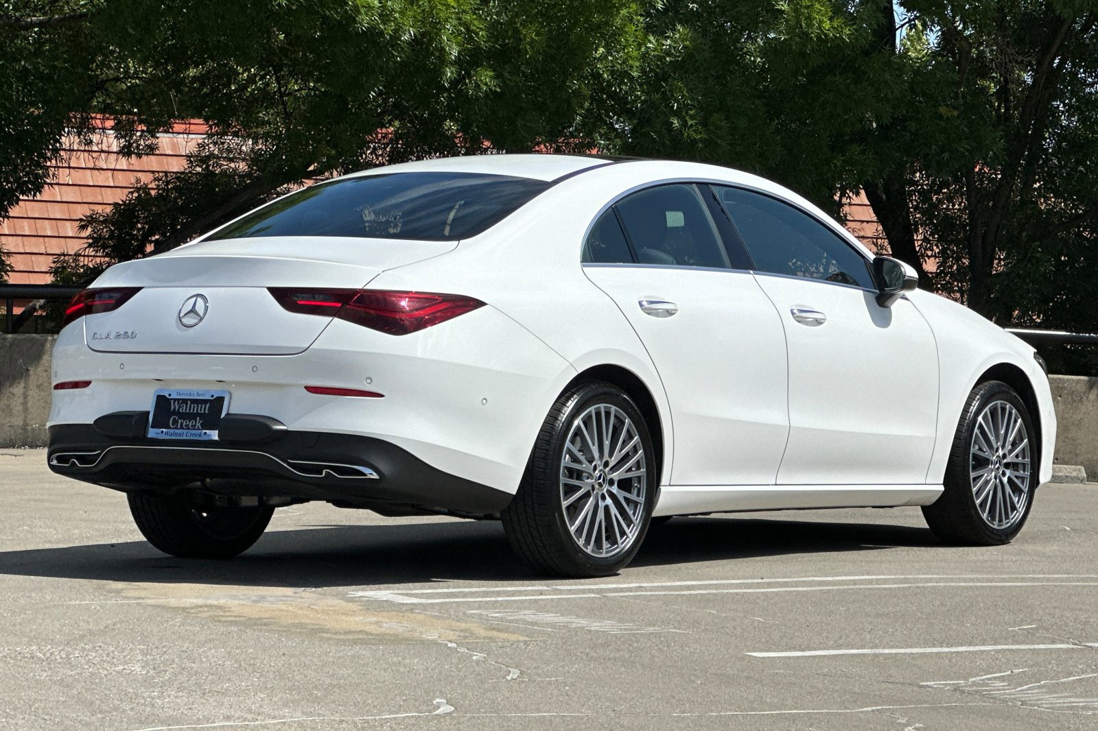 2025 Mercedes Benz CLA 250 photo 3