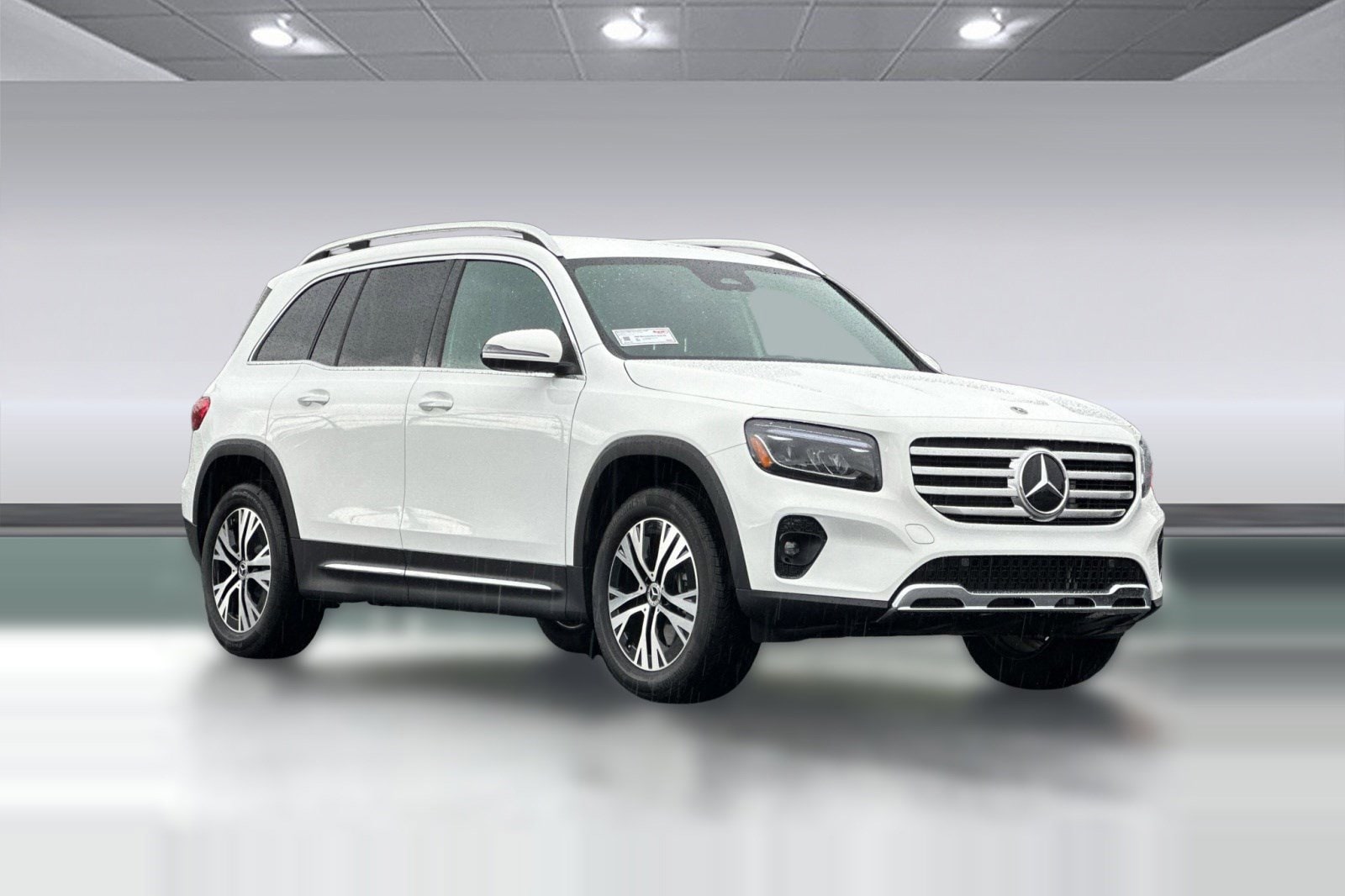 2026 Mercedes-Benz GLB 250 SUV photo 5