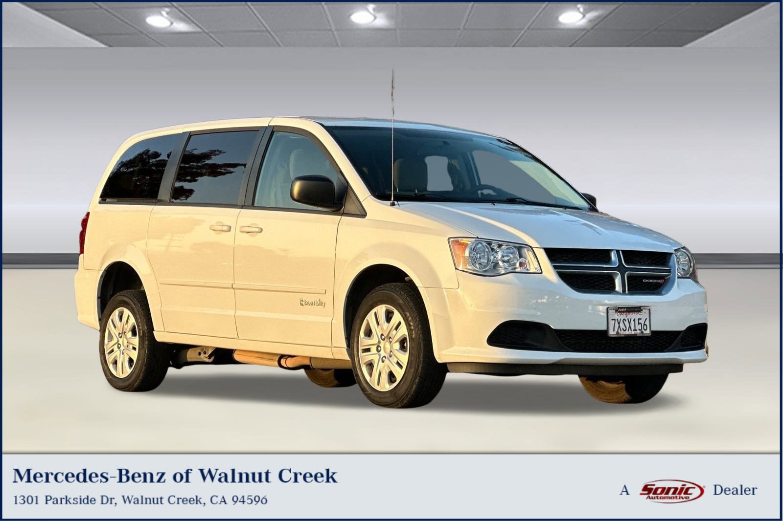 2017 Dodge Grand Caravan SE's photo