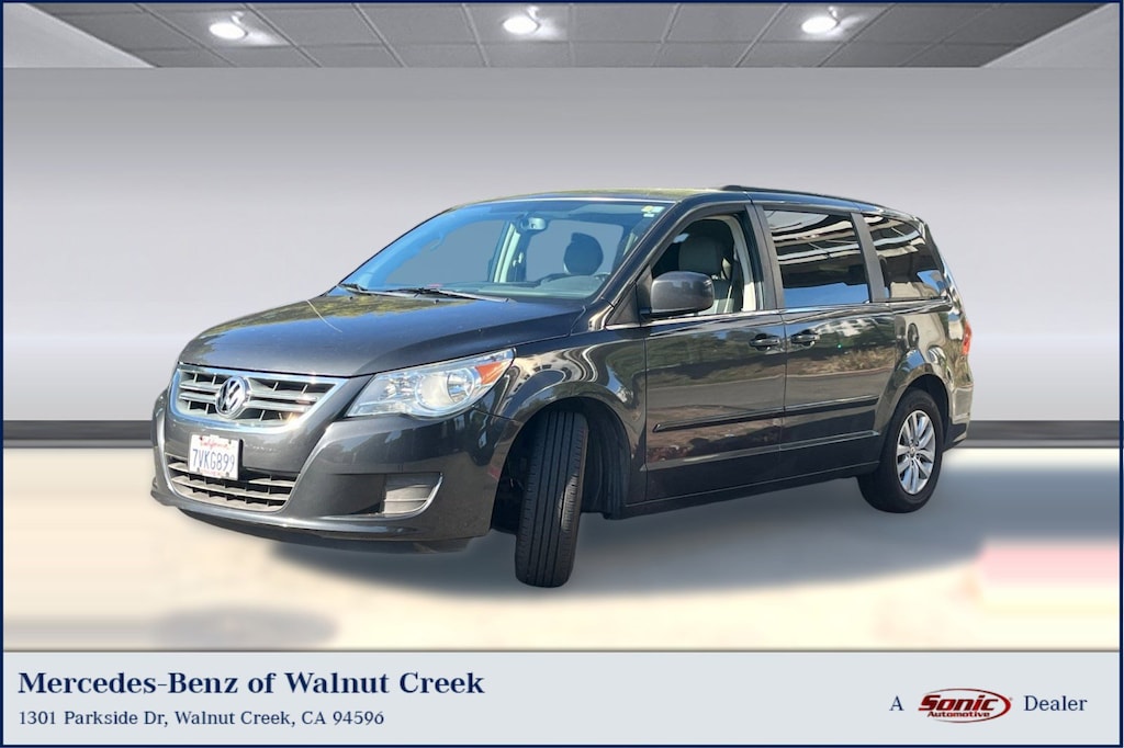 Used 2012 Volkswagen Routan 4dr Wgn SE Van Passenger Van