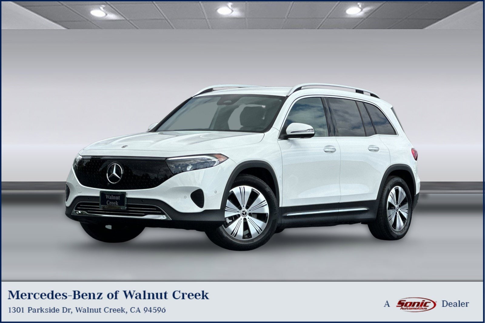 2025 Mercedes-Benz EQB EQB 300 4MATIC's photo