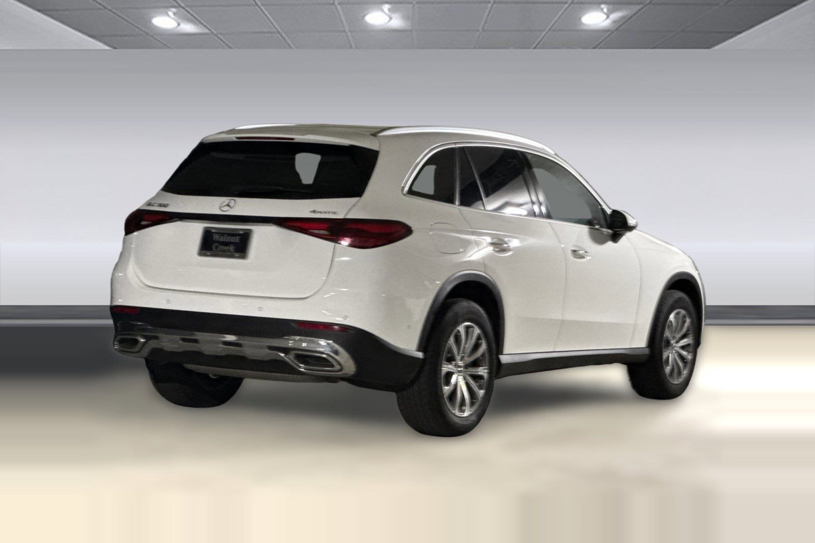 2026 Mercedes-Benz GLC 300 4MATIC SUV photo 3