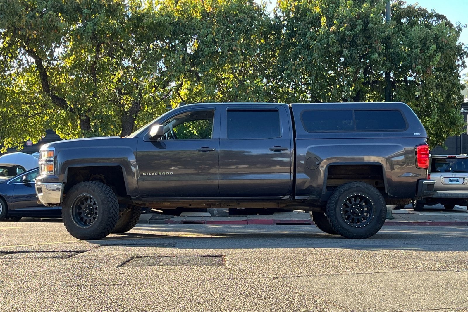 Used 2014 Chevrolet Silverado 1500 LT with VIN 3GCUKRECXEG256751 for sale in Walnut Creek, CA