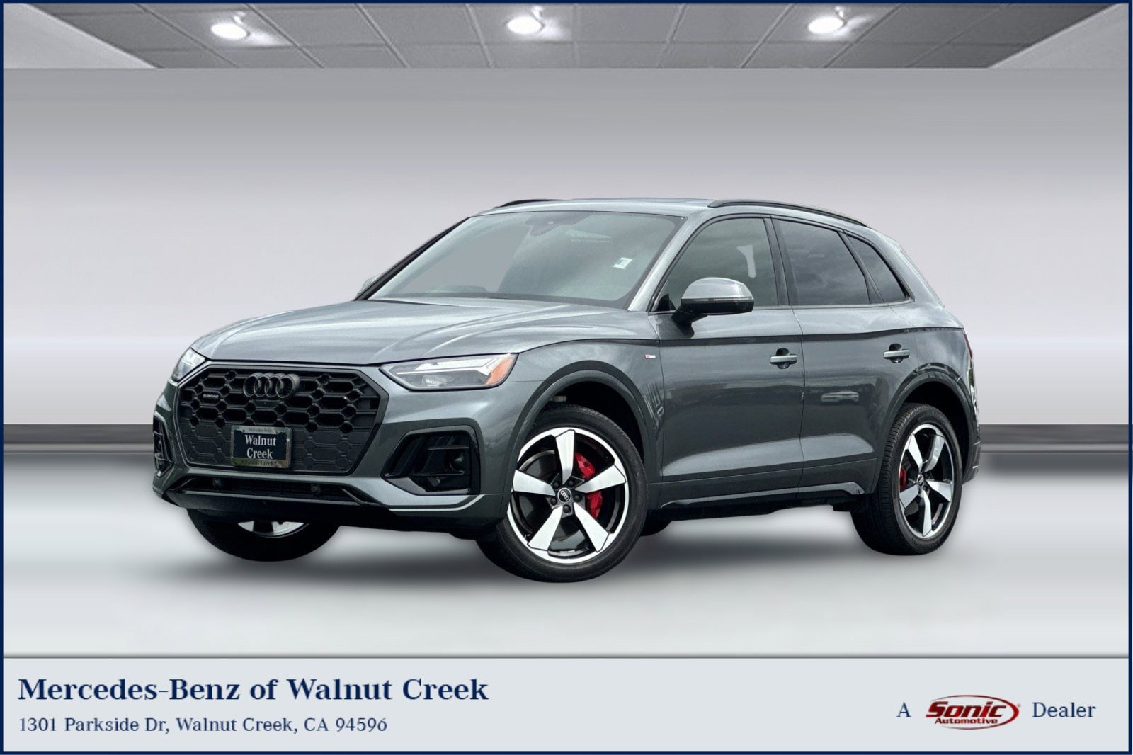 2024 Audi Q5 45 Premium Plus's photo