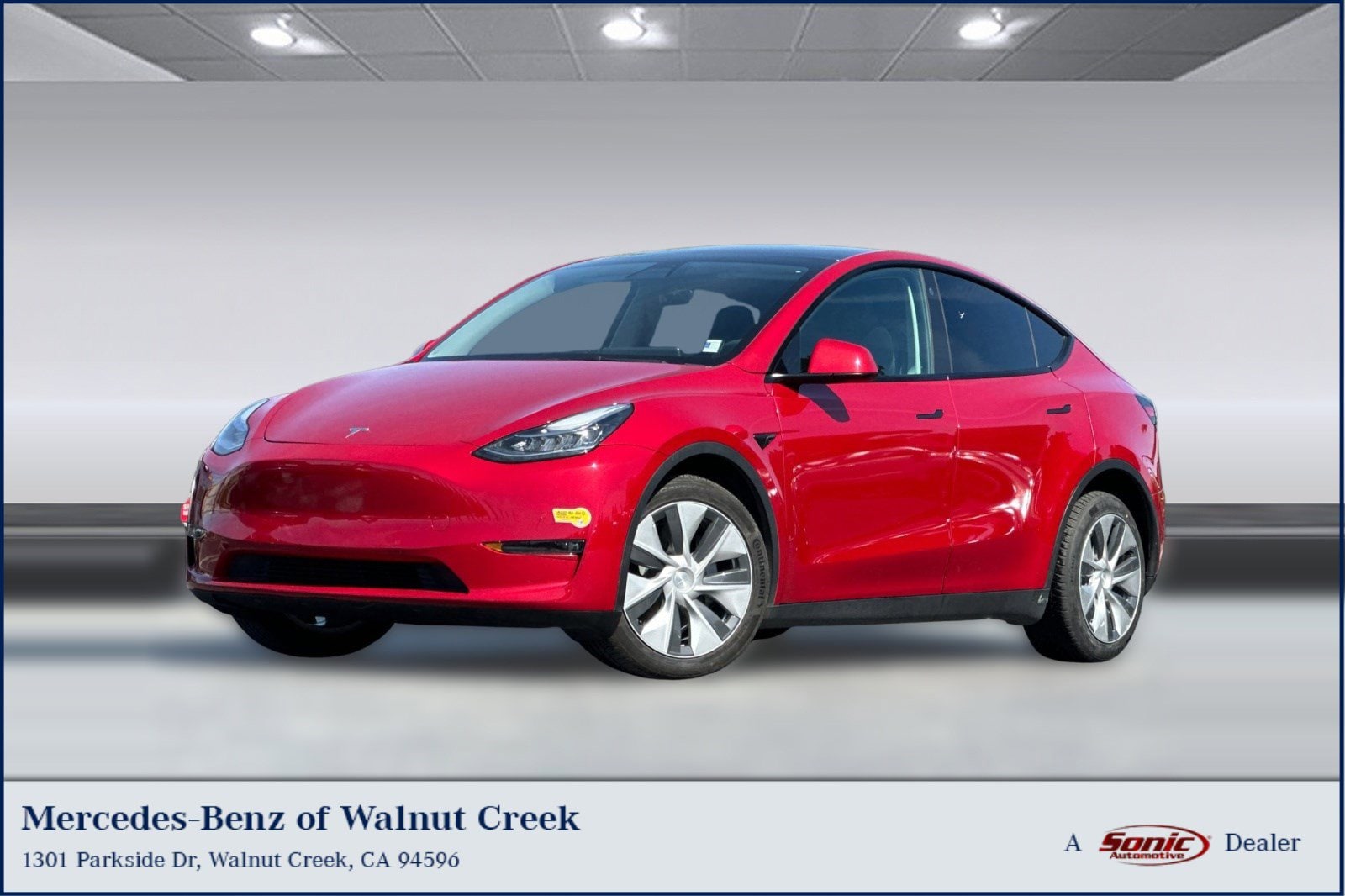 2022 Tesla Model Y Long Range Dual Motor All-Wheel Drive's photo