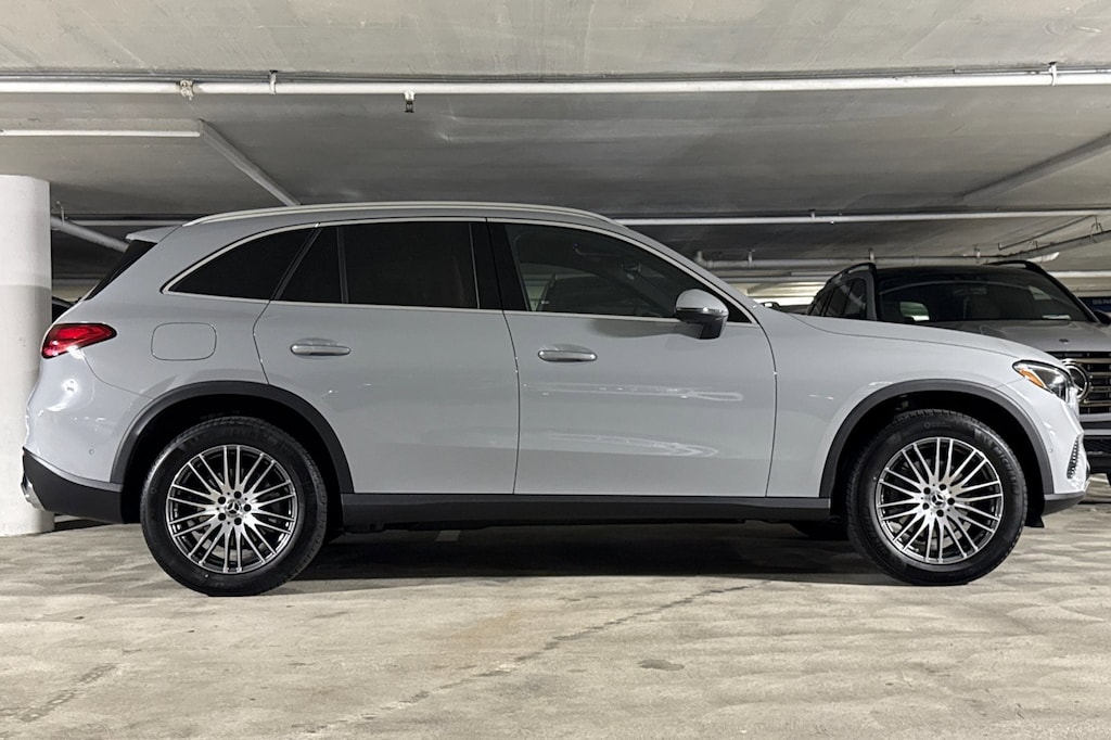 New 2026 Mercedes-Benz GLC 300 SUV