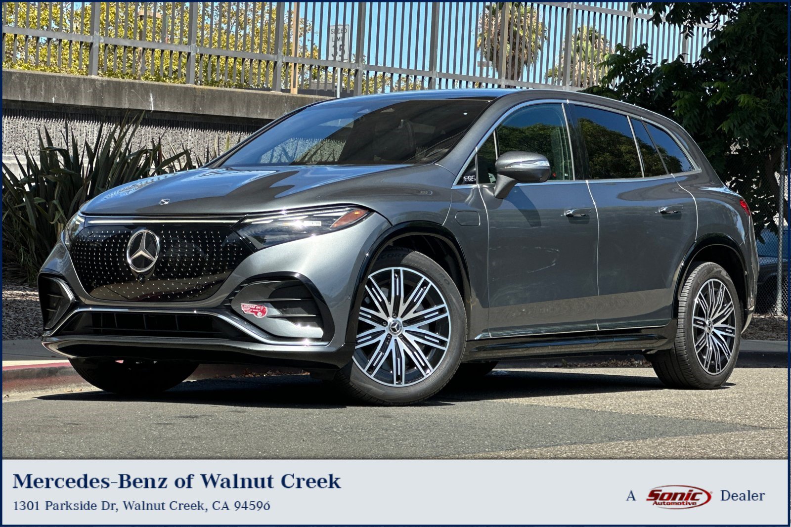  Mercedes-Benz EQS