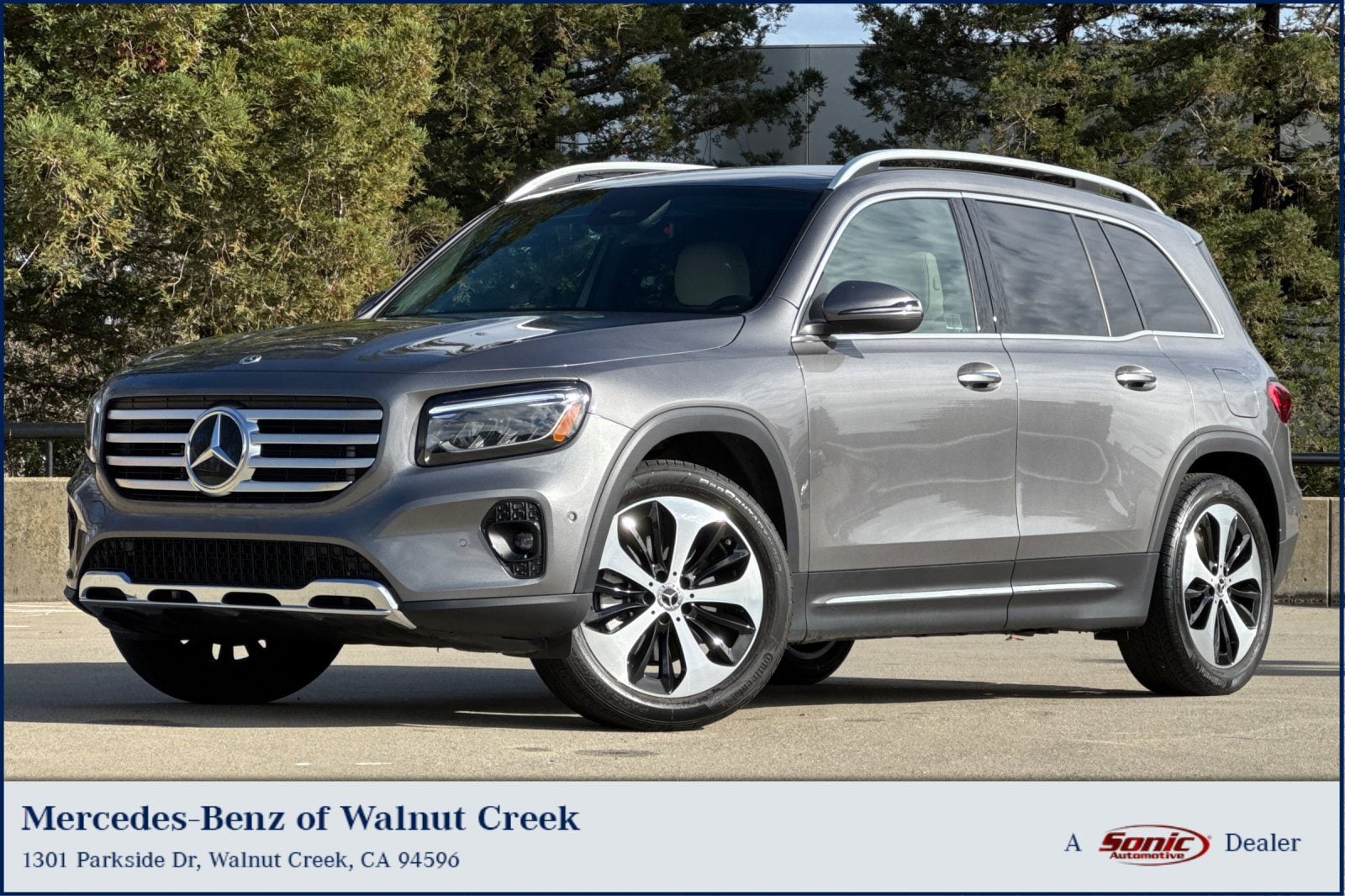 2024 Mercedes-Benz GLB Base's photo