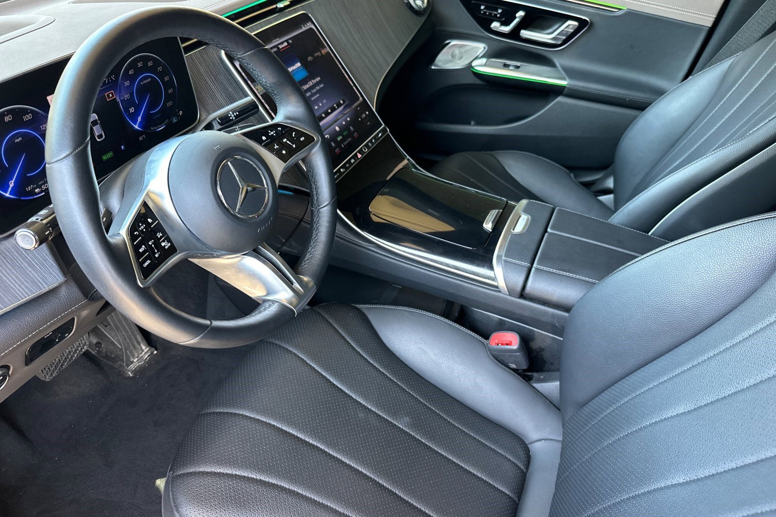 2024 Mercedes Benz 350 4MATIC photo 4