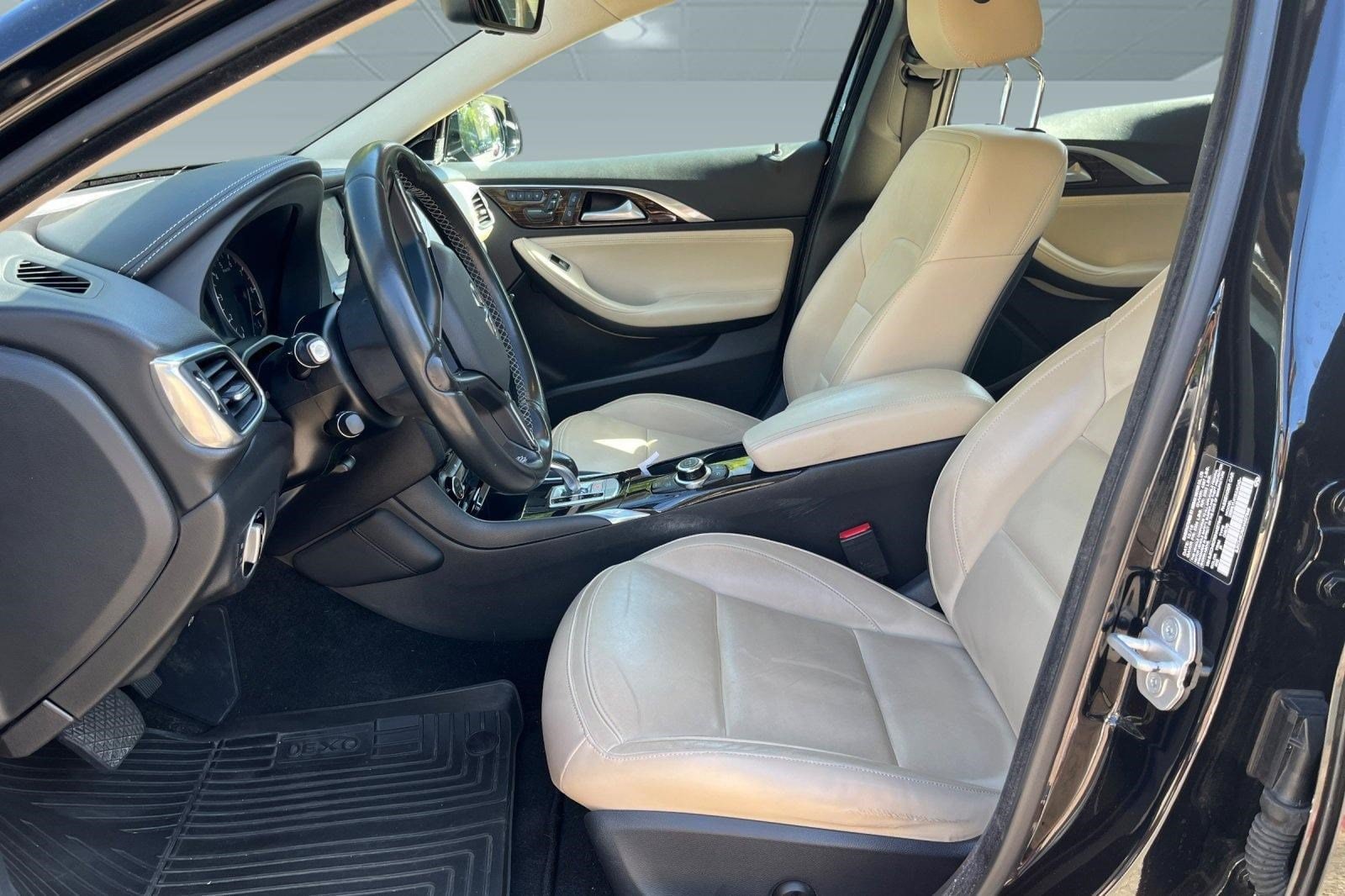 QX30 Premium AWD *Ltd Avail* SUV