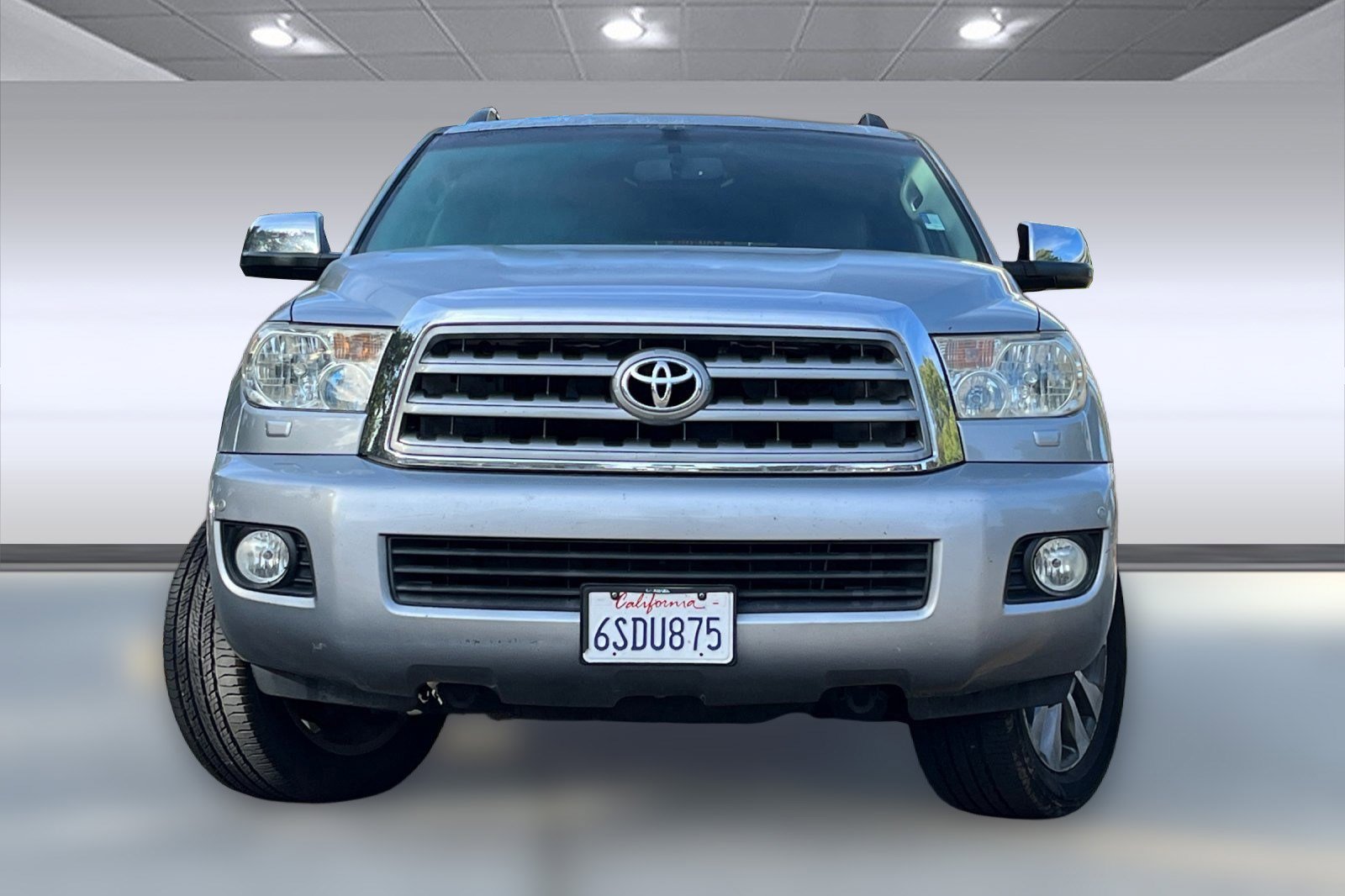 2011 Toyota Sequoia photo 4