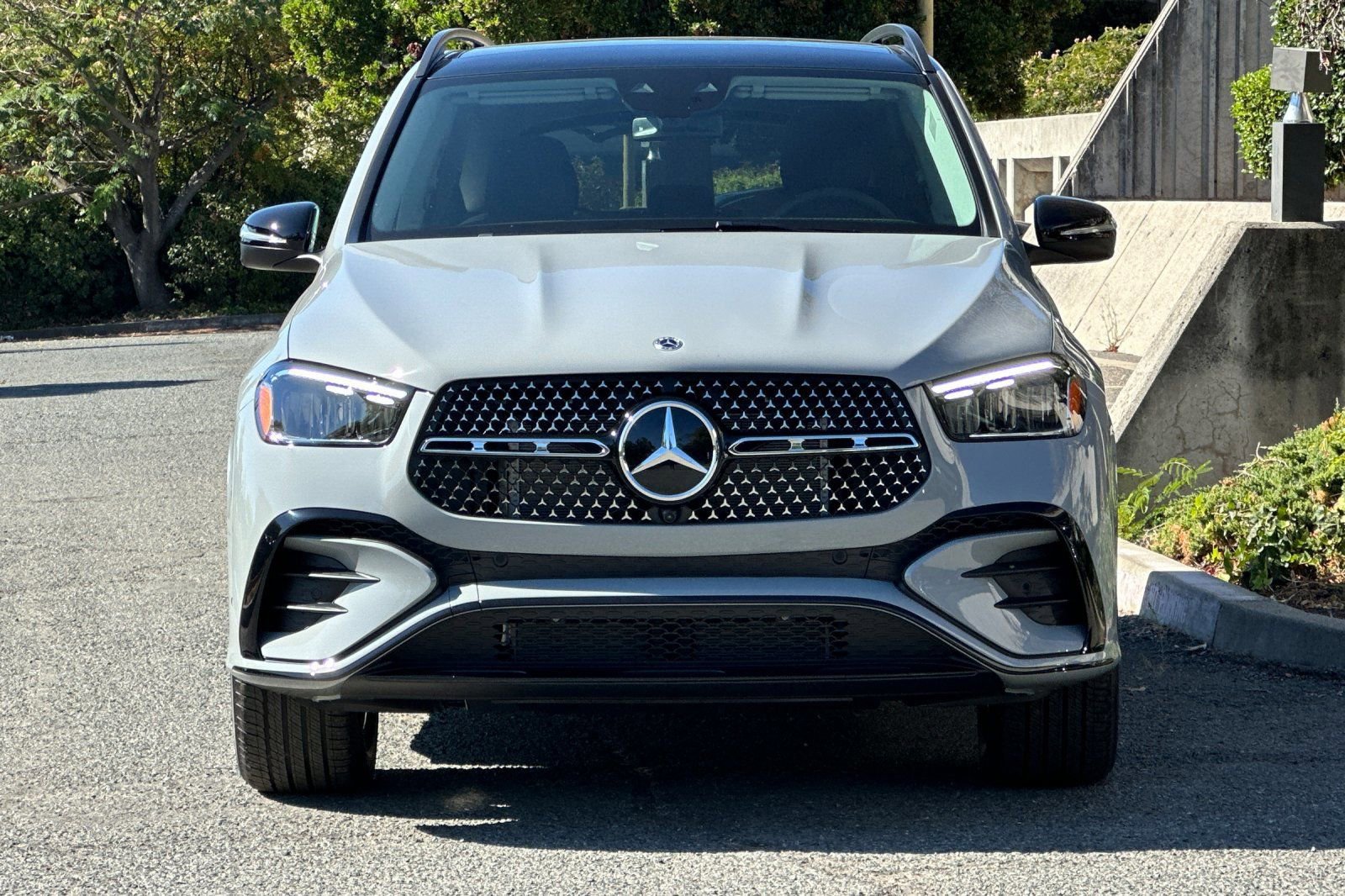 2026 Mercedes Benz GLE 450 4MATIC photo 3