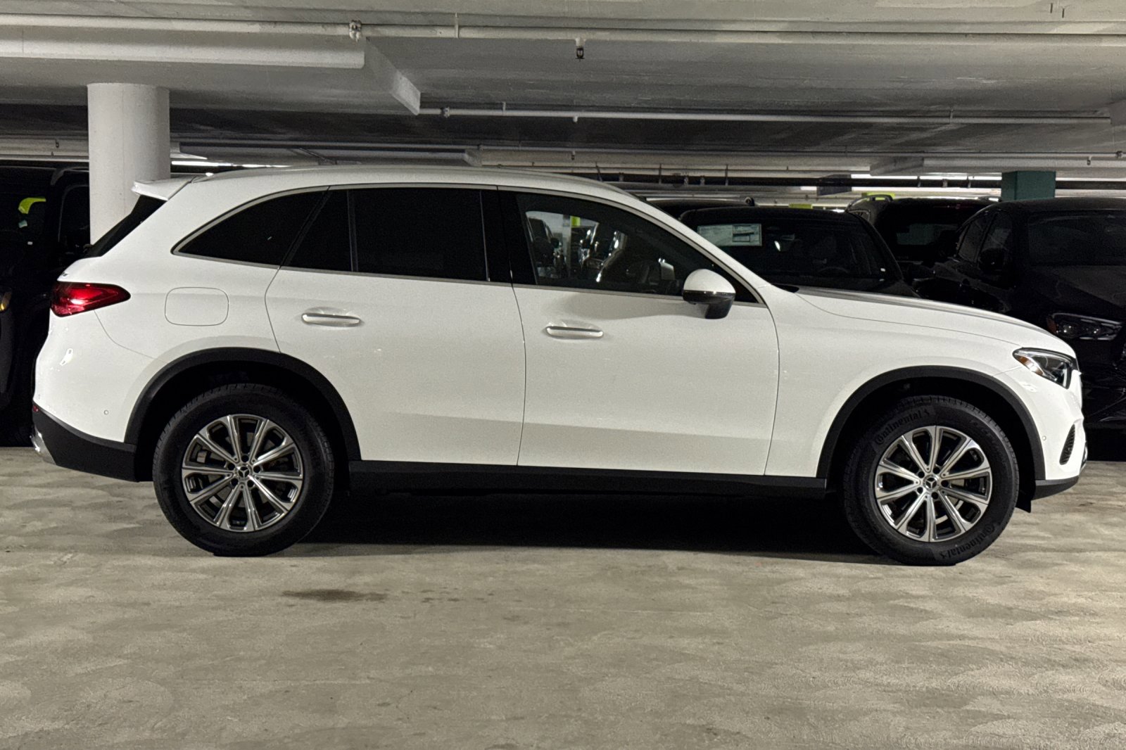 2026 Mercedes Benz GLC 300 4MATIC photo 2