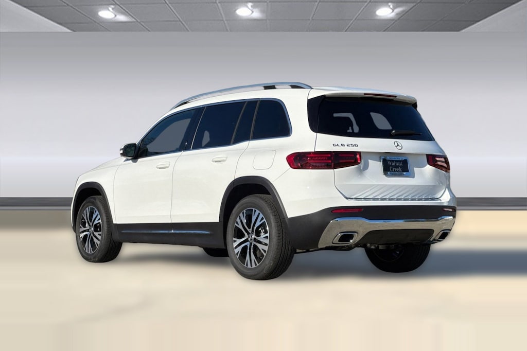 New 2026 Mercedes-Benz GLB 250 SUV