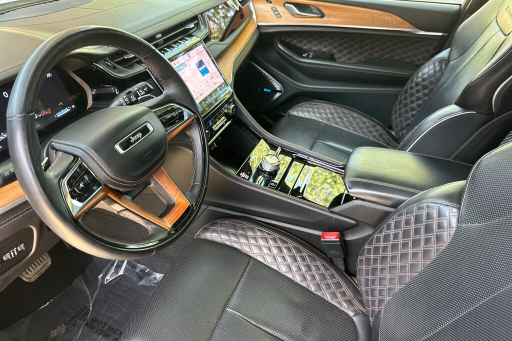 Used 2022 Jeep Grand Cherokee L Summit Reserve 4x4 SUV