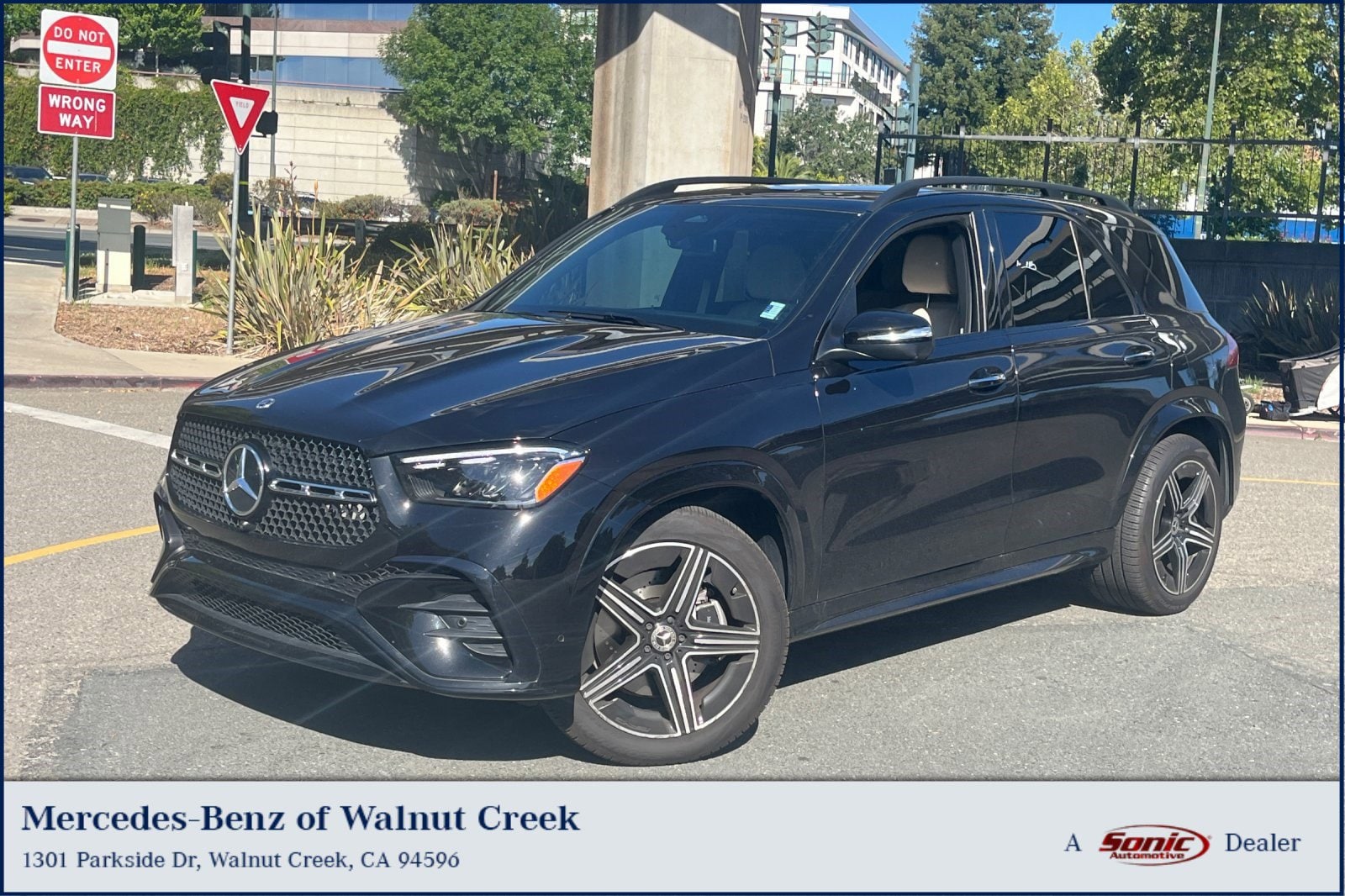 2025 Mercedes-Benz GLE GLE 450E 4MATIC's photo
