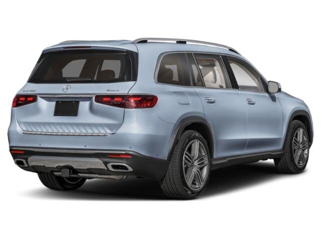 2026 Mercedes Benz GLS 450 4MATIC photo 2