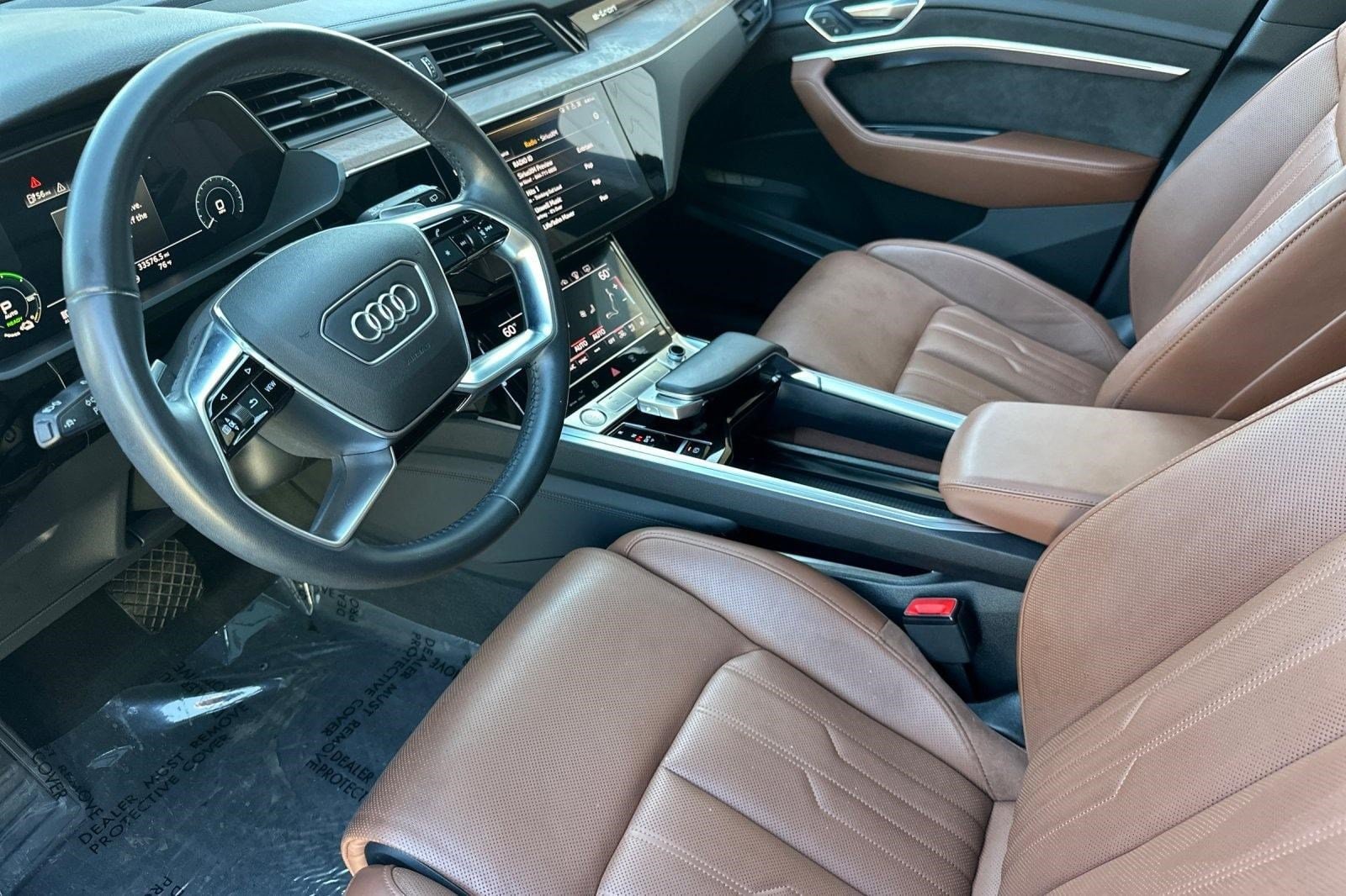 E-tron Prestige Quattro SUV