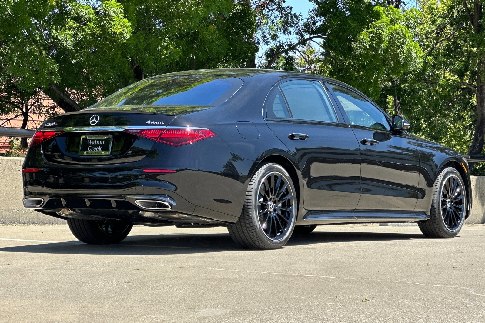 2025 Mercedes Benz S 450 580e 4MATIC photo 3