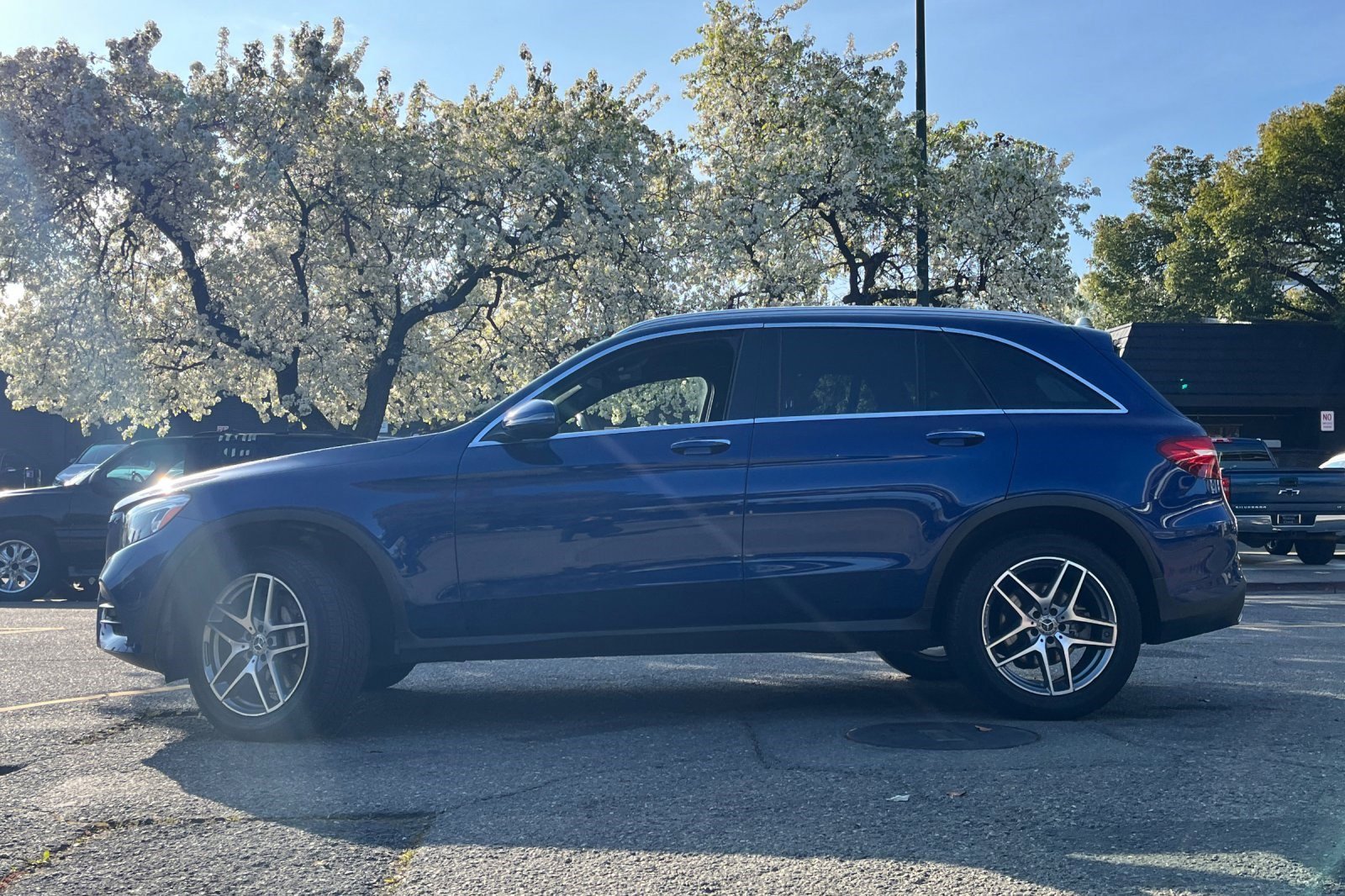 Used 2017 Mercedes-Benz GLC GLC300 with VIN WDC0G4KB4HF233383 for sale in Walnut Creek, CA