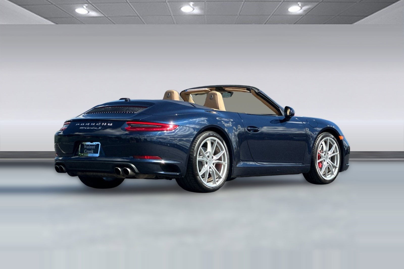 2017 Porsche 911 Carrera S Cabriolet photo 3