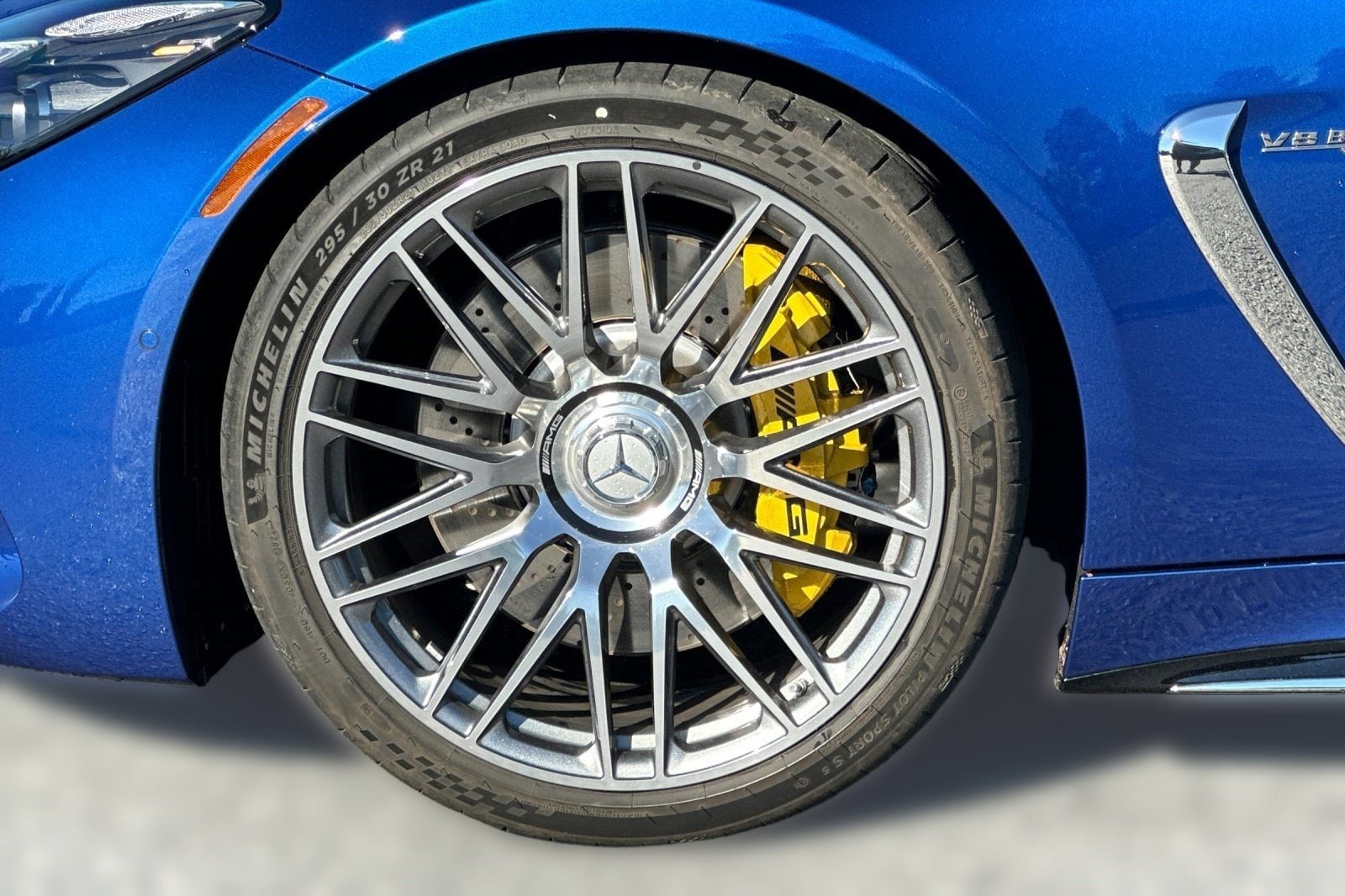 2025 Mercedes-Benz AMG GT Coupe 63 - Photo 12