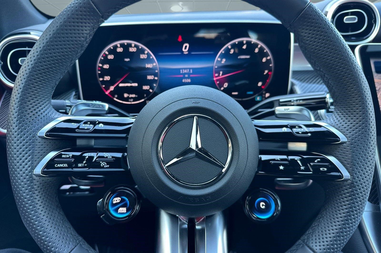 2025 Mercedes-Benz GLC AMG GLC43 - Photo 17