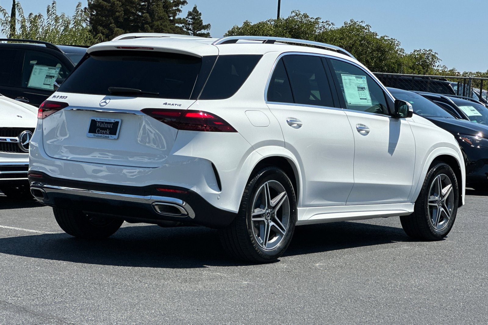 2026 Mercedes Benz GLE 580 4MATIC photo 4