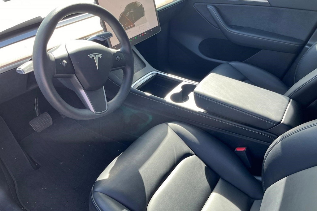 Used 2024 Tesla Model Y Long Range RWD SUV