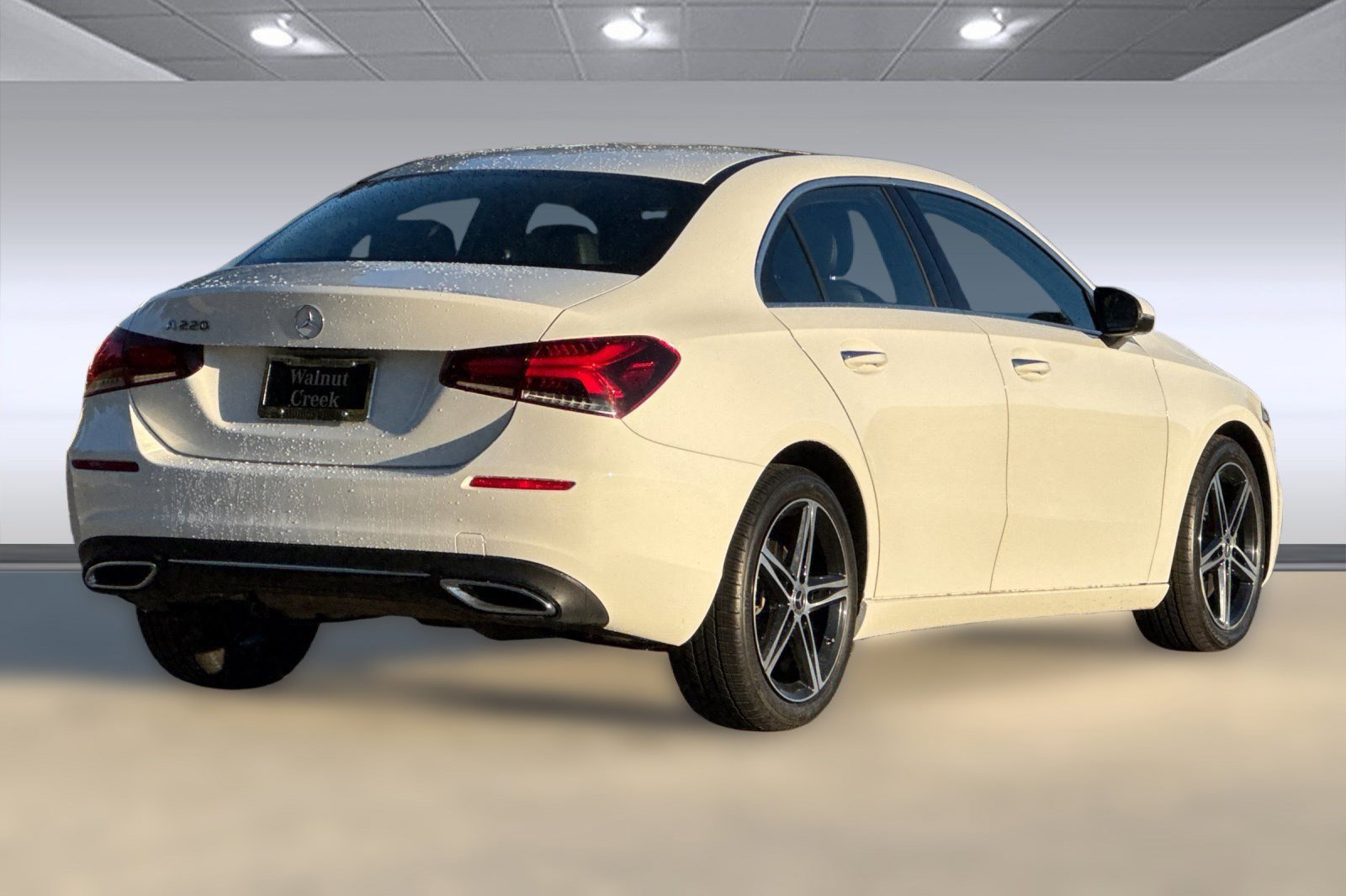 2022 Mercedes Benz A 220 photo 3