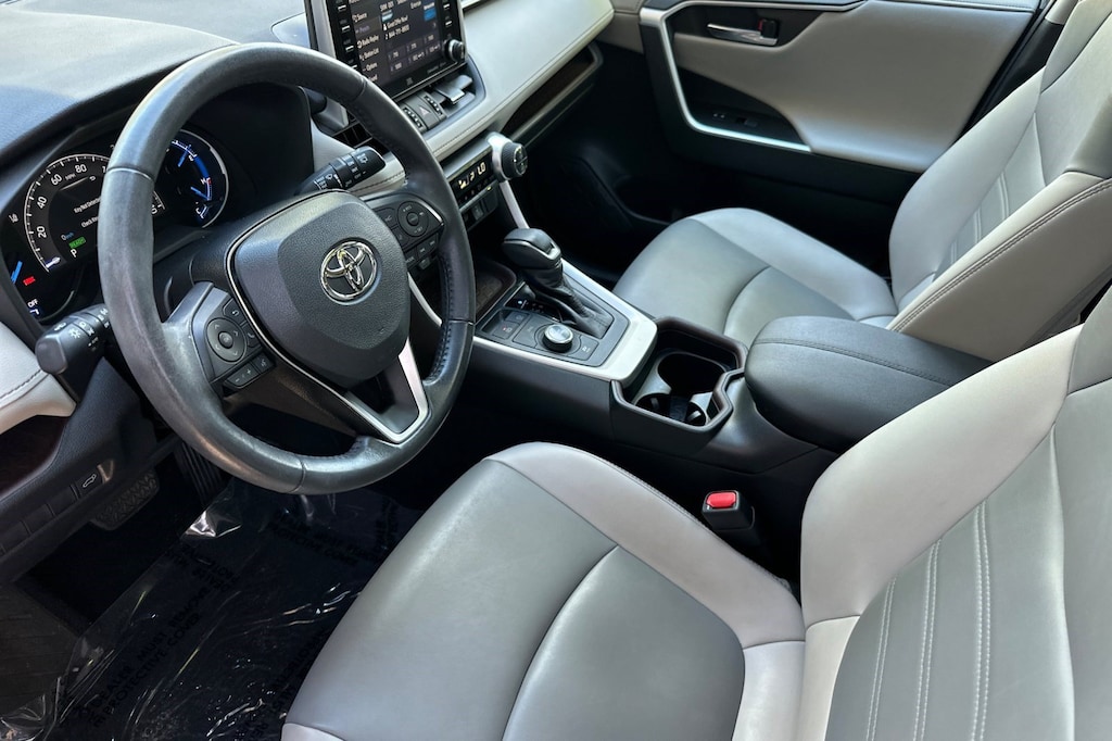 Used 2021 Toyota RAV4 Hybrid Limited AWD SUV