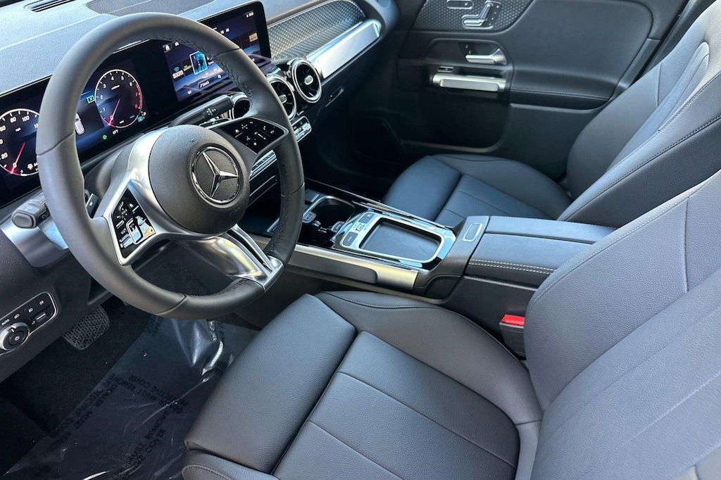 New 2026 Mercedes-Benz GLB 250 SUV