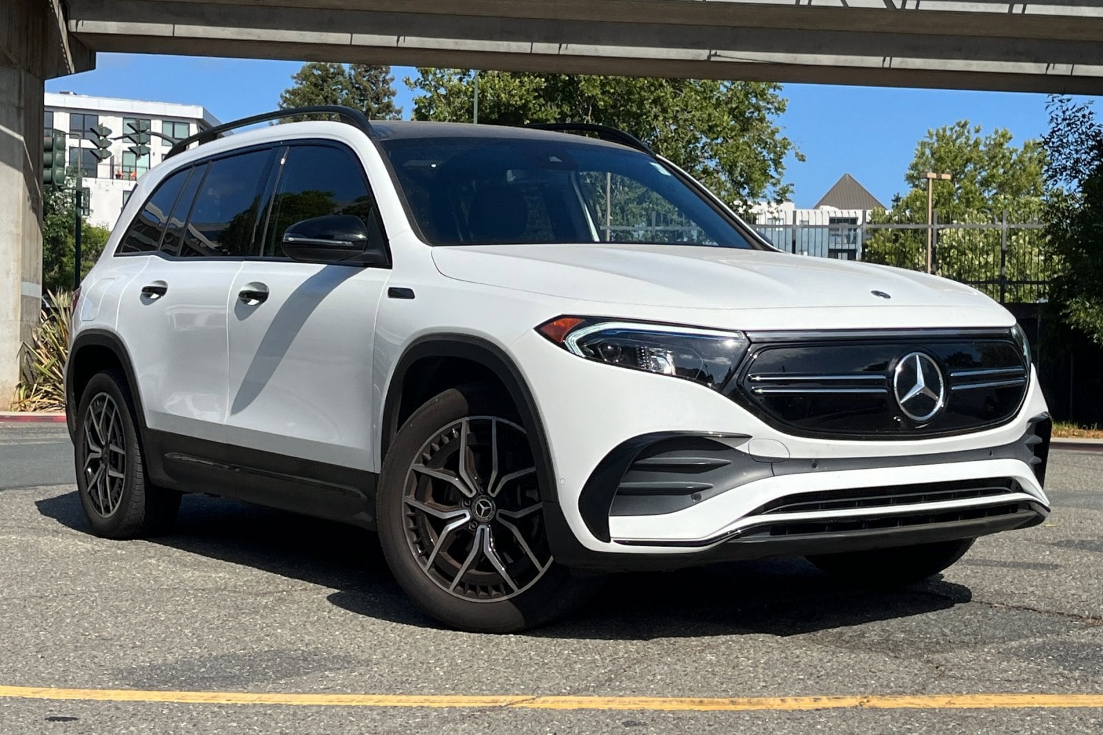 Certified 2022 Mercedes-Benz EQB Base with VIN W1N9M0KB9NN011639 for sale in Walnut Creek, CA
