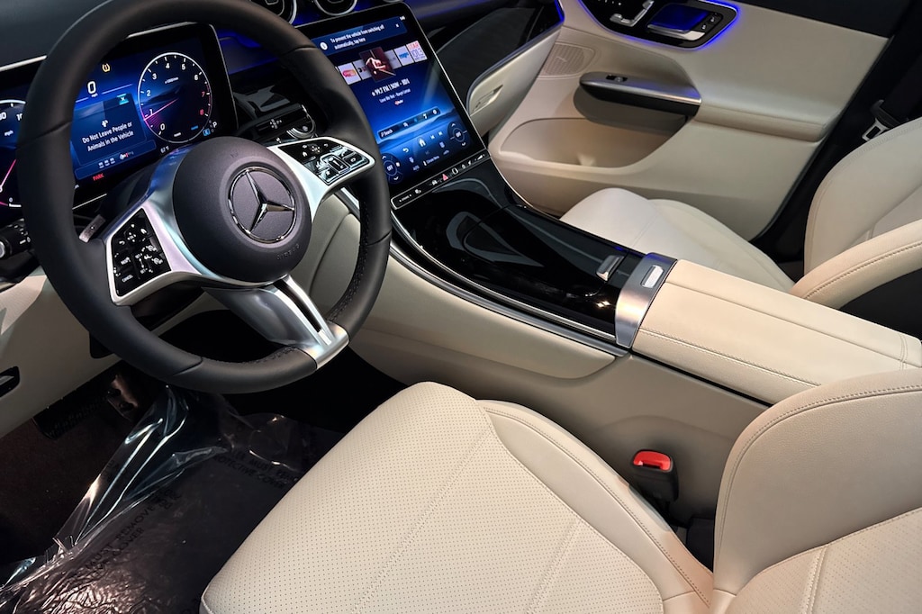 New 2026 Mercedes-Benz GLC 300 4MATIC SUV
