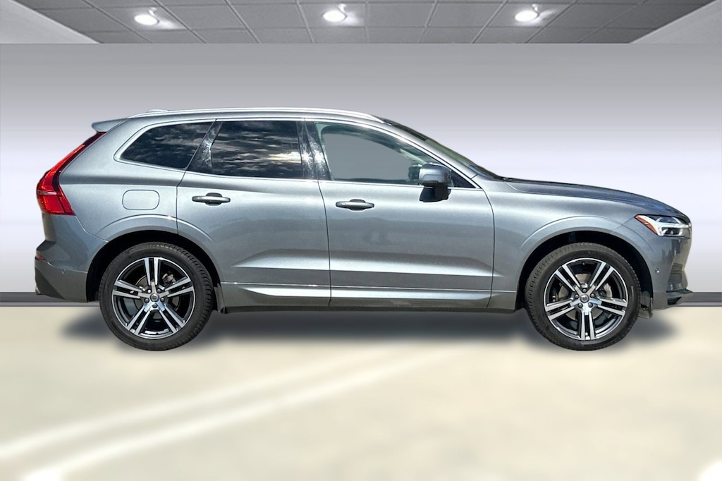 Used 2019 Volvo XC60 T5 AWD Momentum SUV
