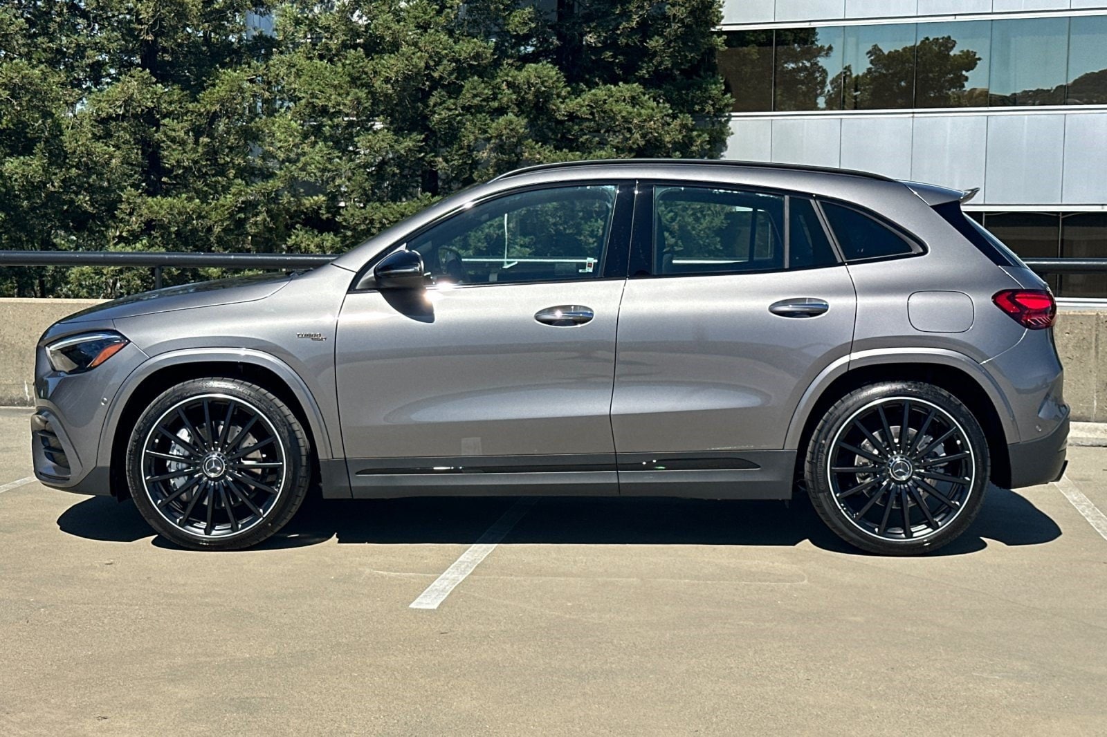 AMG GLA 35 4MATIC SUV