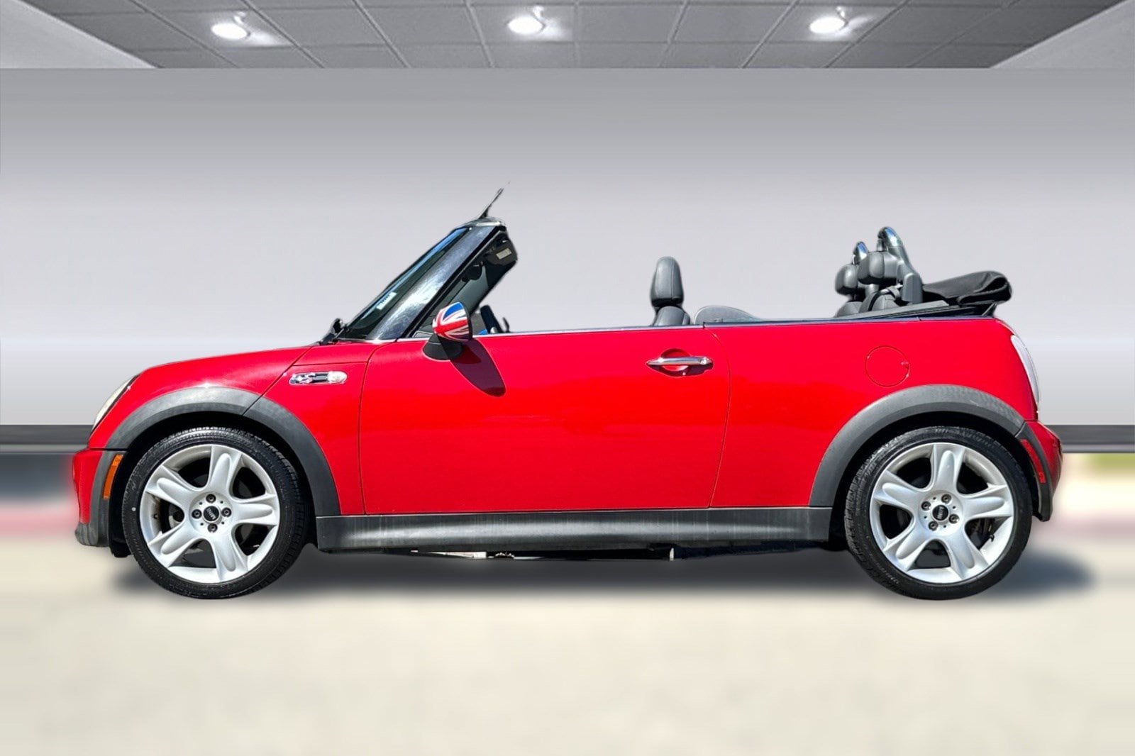 Used 2005 MINI Cooper S with VIN WMWRH33425TF81443 for sale in Walnut Creek, CA