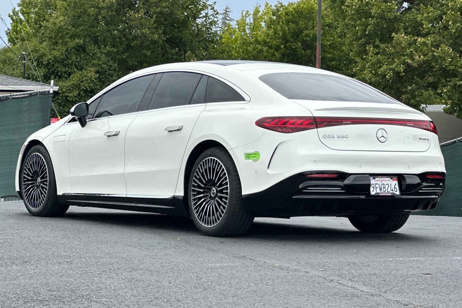 2023 Mercedes-Benz EQS 580 4MATIC Sedan photo 2