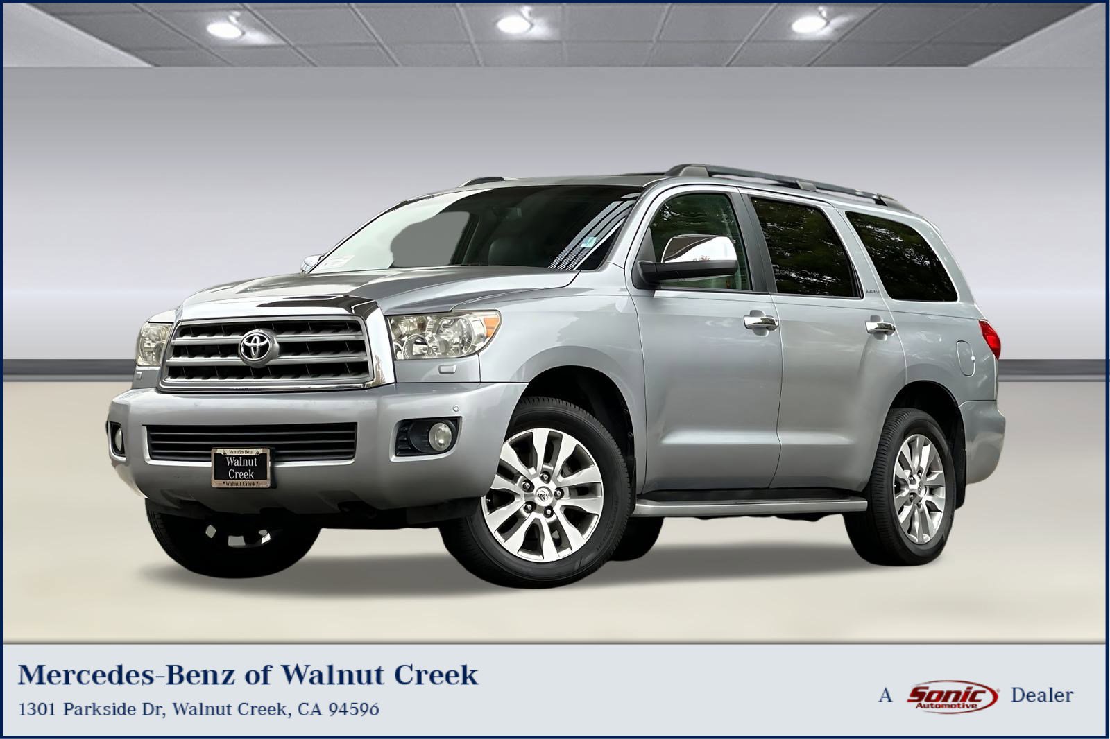 2011 Toyota Sequoia Limited's photo