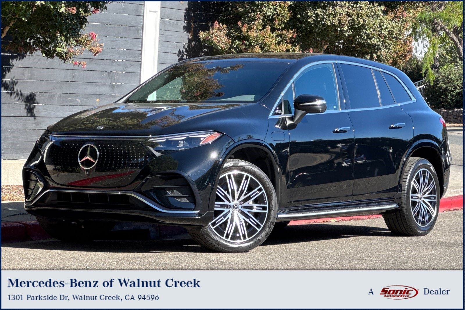  Mercedes-Benz EQS