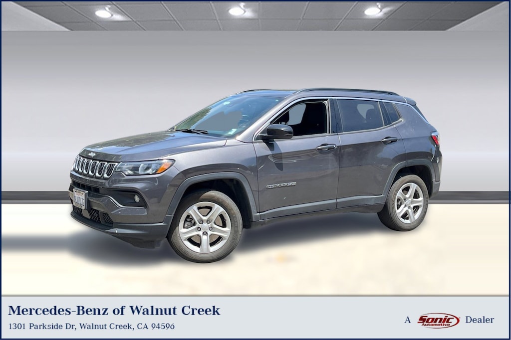 Used 2023 Jeep Compass Latitude 4x4 SUV
