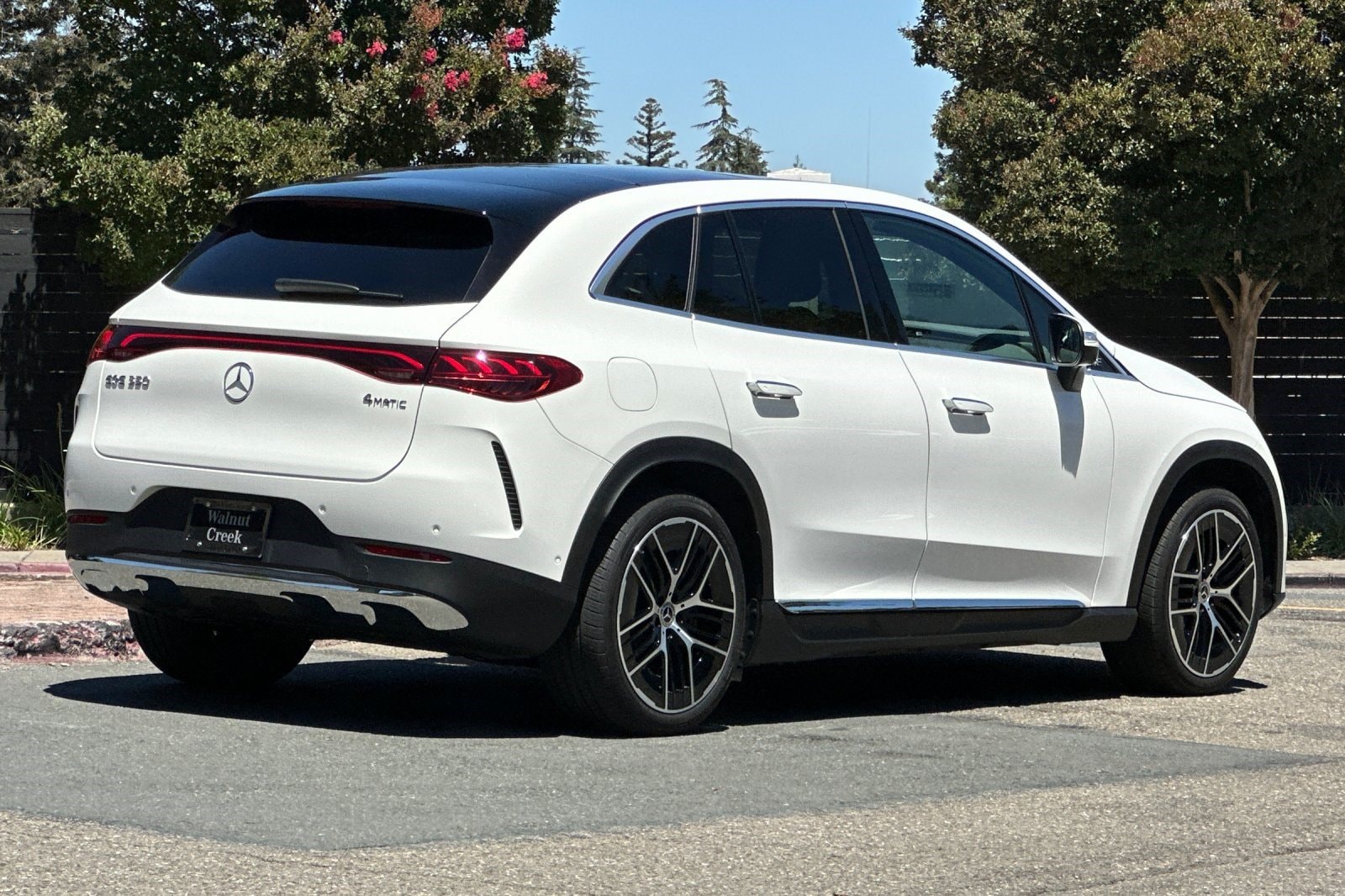 2026 Mercedes-Benz EQE SUV Base - Photo 8