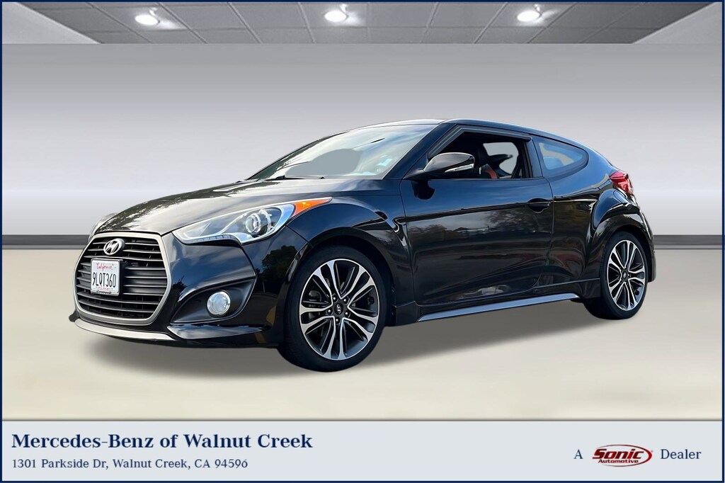 Used 2016 Hyundai Veloster 3dr Cpe Man Turbo w/Orange Accent Hatchback
