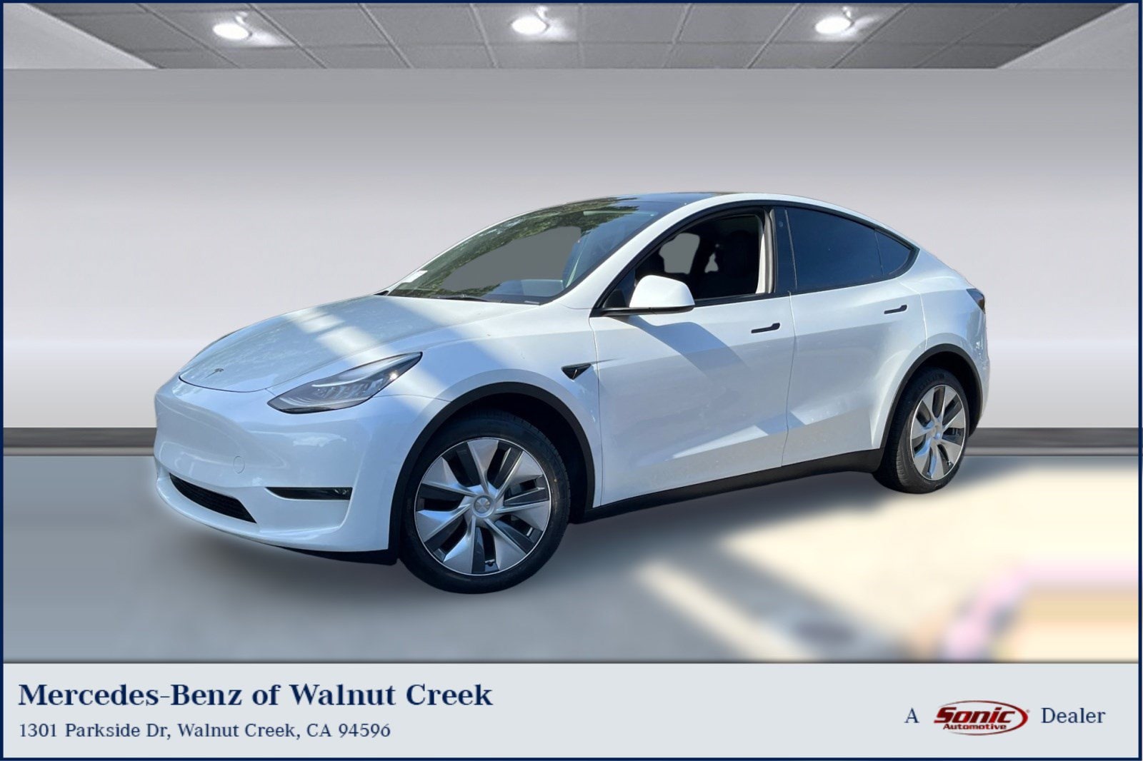 2023 Tesla Model Y Long Range Dual Motor All-Wheel Drive's photo