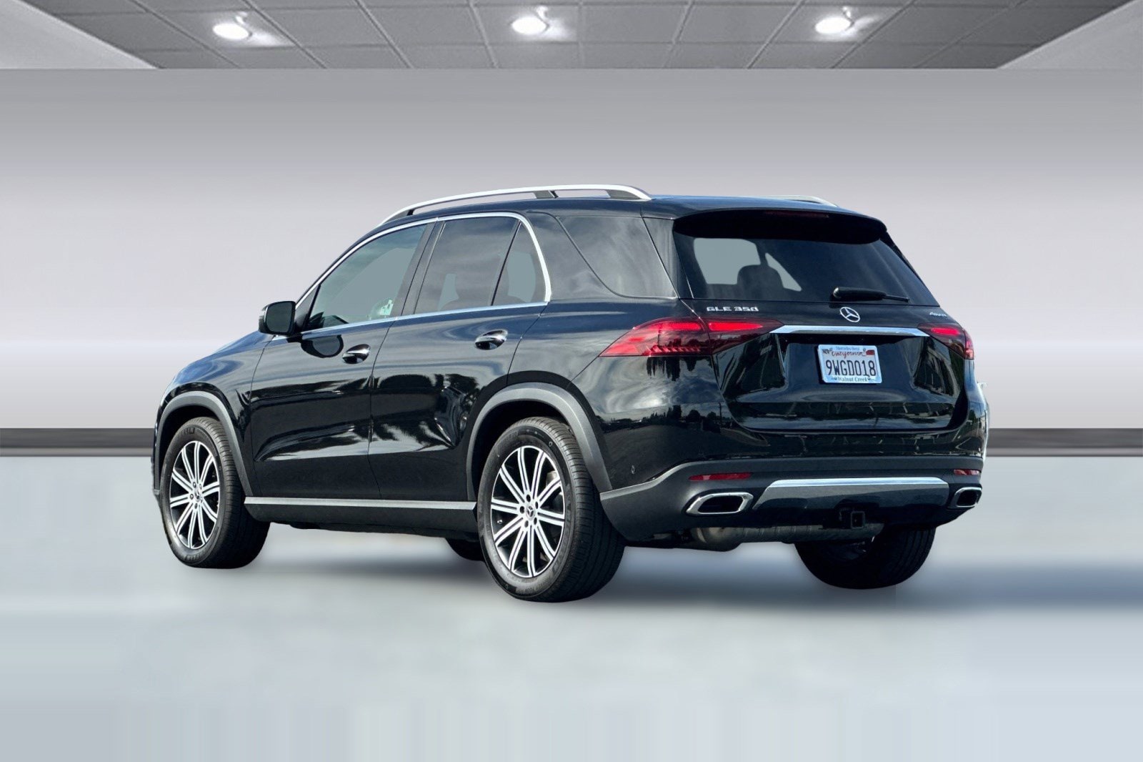 2026 Mercedes-Benz GLE 350 4MATIC SUV photo 2