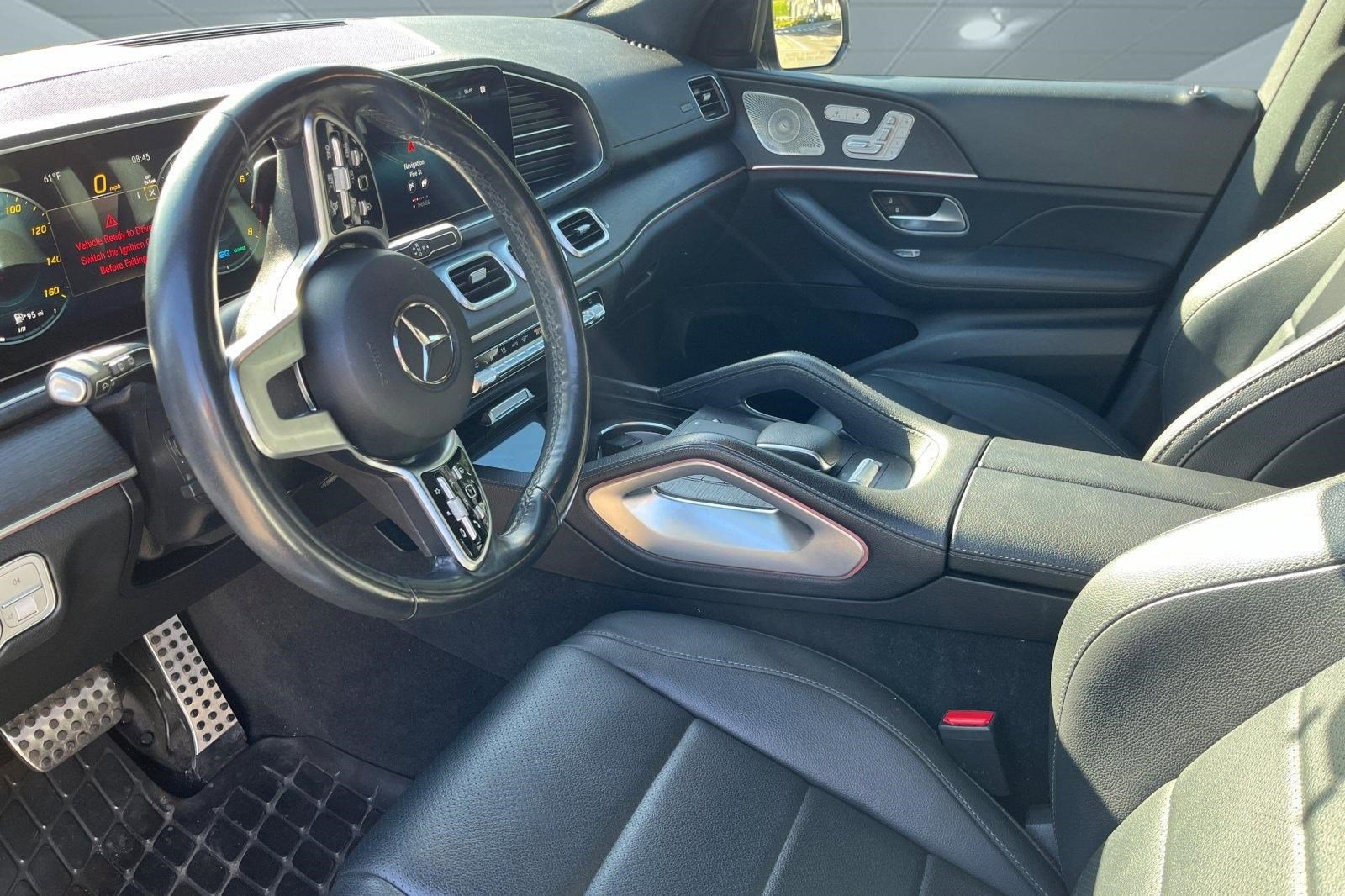 2023 Mercedes-Benz GLS 450 4MATIC SUV photo 3