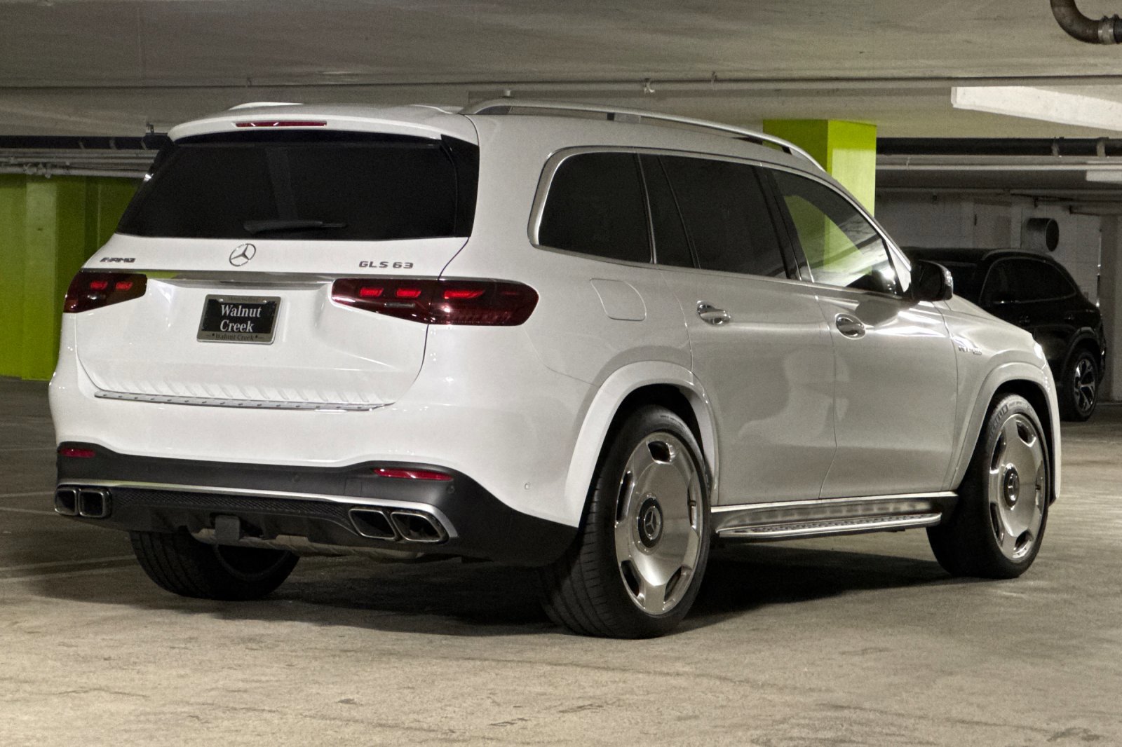 2025 Mercedes Benz GLS AMG 63 4MATIC photo 3