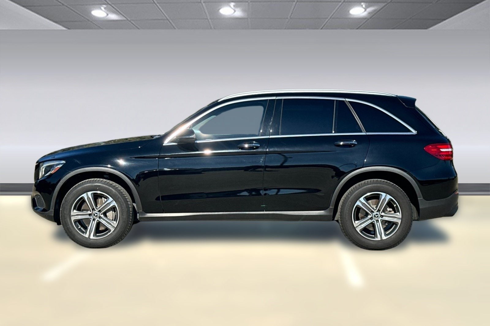 Used 2018 Mercedes-Benz GLC GLC300 with VIN WDC0G4KB5JV064051 for sale in Walnut Creek, CA
